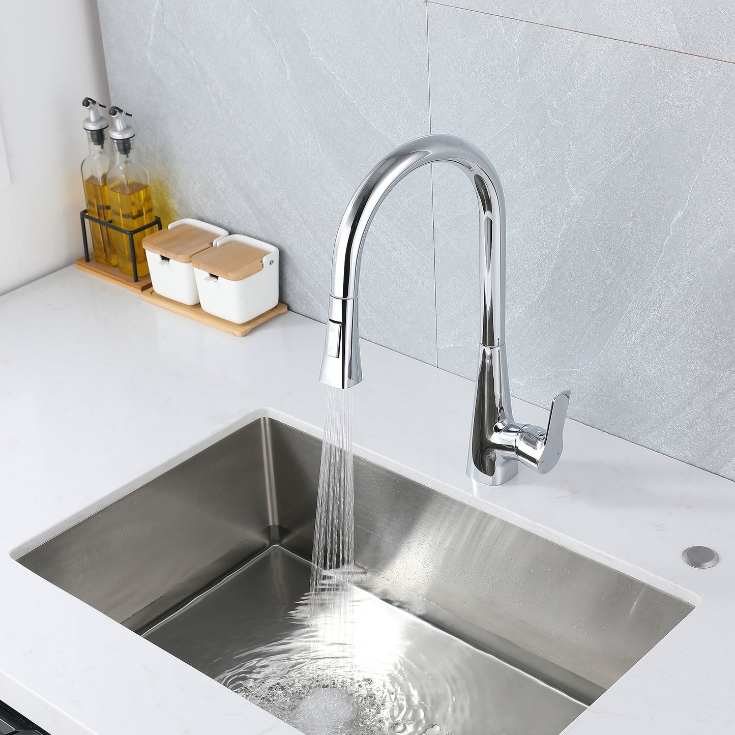 Kitchen Faucet with Pull Down Sprayer Chrome, High Arc Single Handle Kitchen Sink Faucet , Commercial Modern Stainless Steel Kitchen Faucets