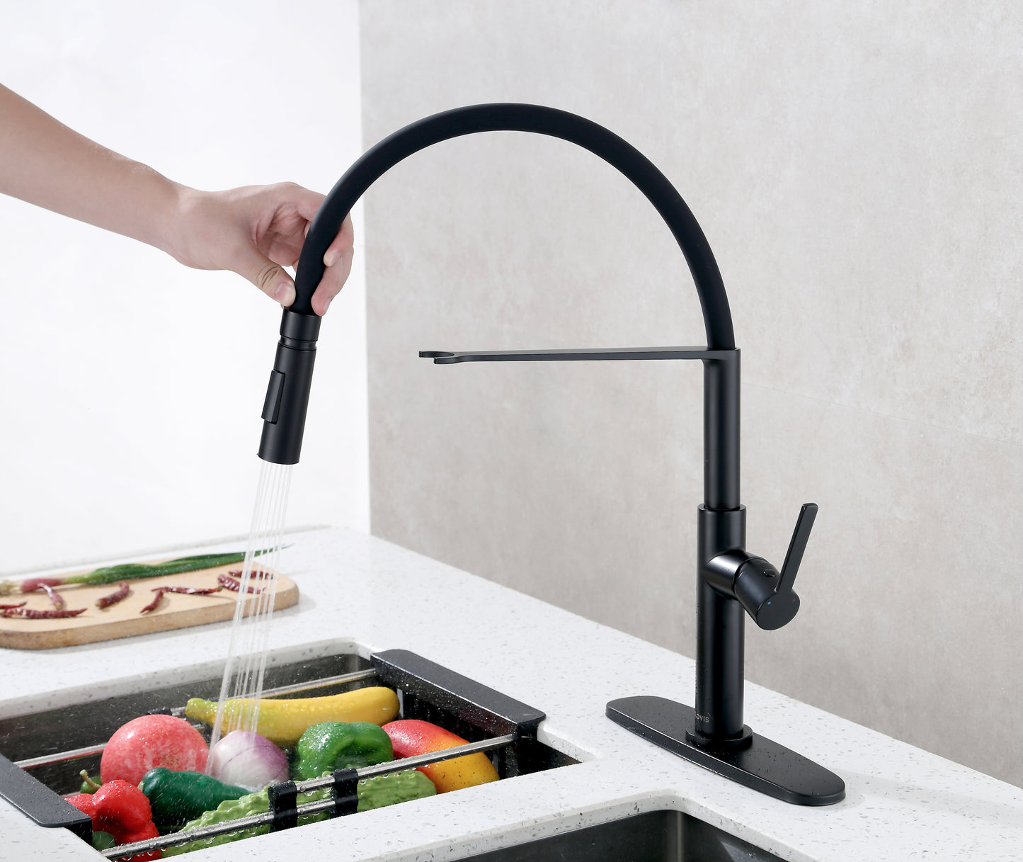 Pull Down Single Handle Kitchen Faucet