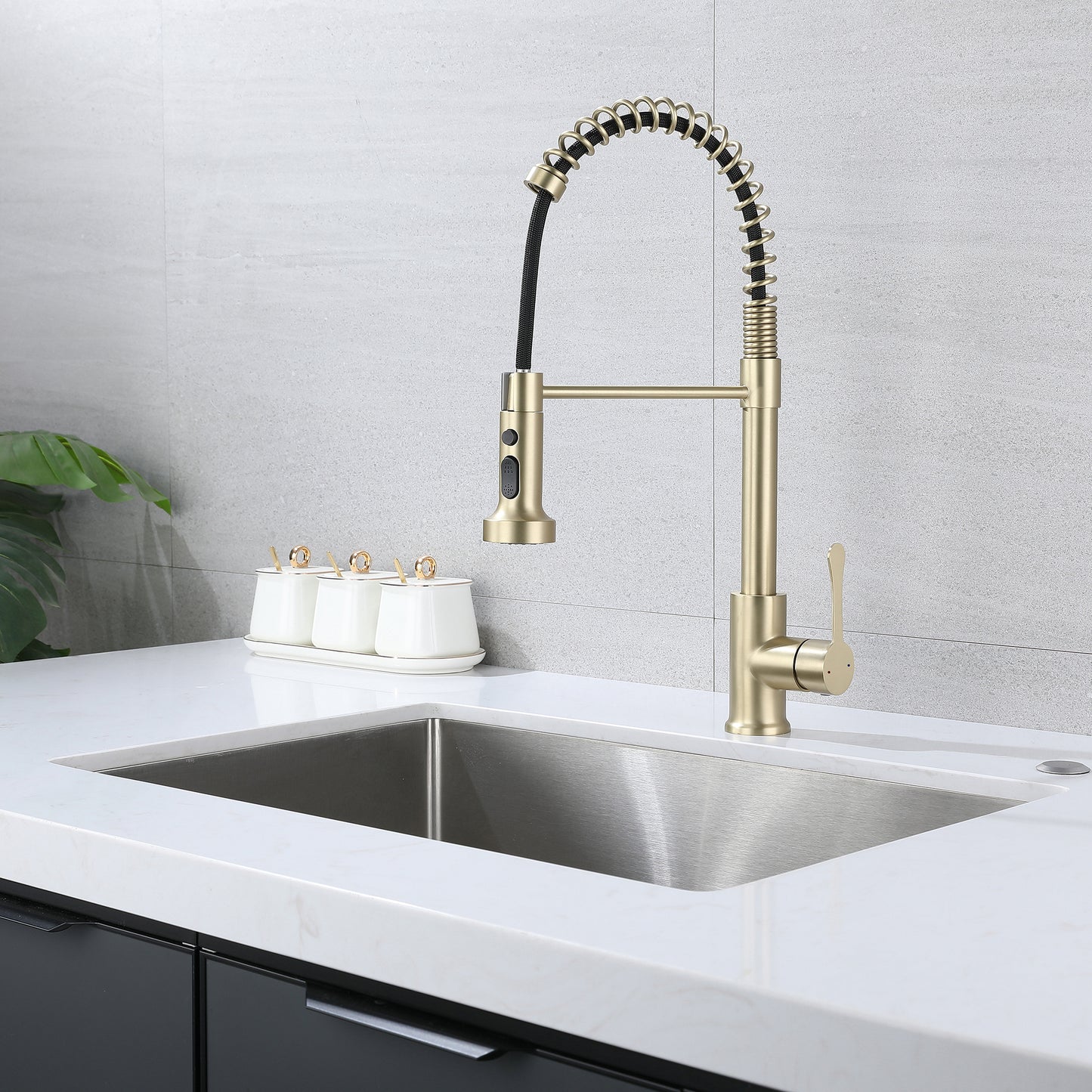 Kitchen Faucet with Pull Down Sprayer Brushed Gold, High Arc Single Handle Kitchen Sink Faucet , Commercial Modern Stainless Steel Kitchen Faucets